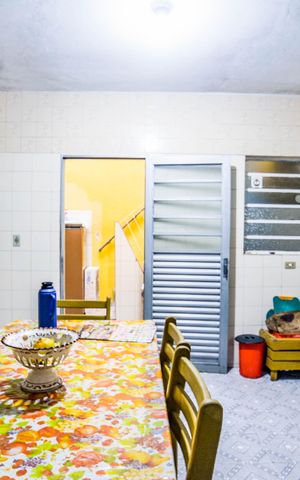 Casa à venda com 127m², 4 quartos e 2 vagas Casa à venda com 127m², 4 quartos e 2 vagasCozinha 1