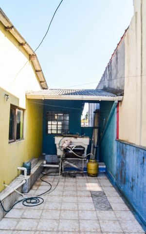 Casa à venda com 127m², 4 quartos e 2 vagas Casa à venda com 127m², 4 quartos e 2 vagasÁrea de Serviço 2