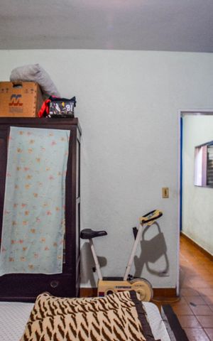 Casa à venda com 127m², 4 quartos e 2 vagas Casa à venda com 127m², 4 quartos e 2 vagasQuarto 3