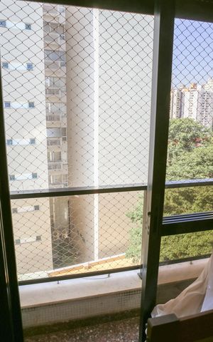 Apartamento à venda com 168m², 3 quartos e 3 vagas Apartamento à venda com 168m², 3 quartos e 3 vagasSuíte 2