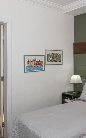 Apartamento à venda com 168m², 3 quartos e 3 vagas Apartamento à venda com 168m², 3 quartos e 3 vagasSuíte 1