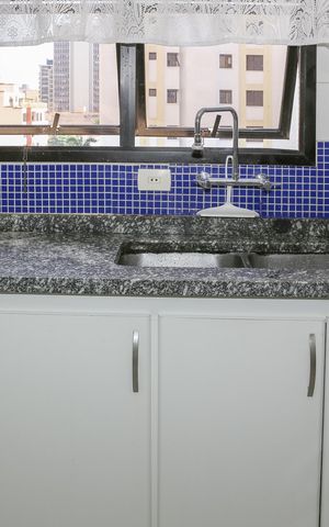 Apartamento à venda com 168m², 3 quartos e 3 vagas Apartamento à venda com 168m², 3 quartos e 3 vagasCozinha