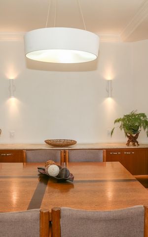 Apartamento à venda com 168m², 3 quartos e 3 vagas Apartamento à venda com 168m², 3 quartos e 3 vagasSala