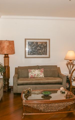 Apartamento à venda com 168m², 3 quartos e 3 vagas Apartamento à venda com 168m², 3 quartos e 3 vagasSala