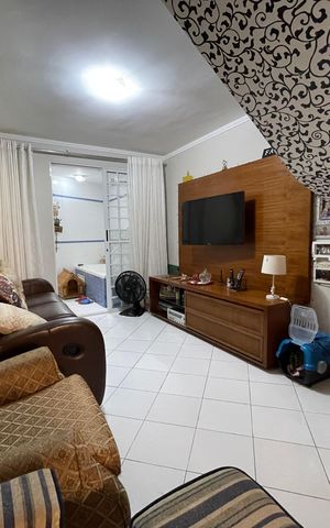 Casa de condomínio à venda com 89m², 2 quartos e 2 vagas Casa de condomínio à venda com 89m², 2 quartos e 2 vagasSala
