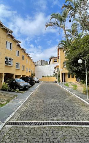 Casa de condomínio à venda com 89m², 2 quartos e 2 vagas Casa de condomínio à venda com 89m², 2 quartos e 2 vagasCondomínio