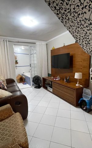 Casa de condomínio à venda com 89m², 2 quartos e 2 vagas Casa de condomínio à venda com 89m², 2 quartos e 2 vagasSala