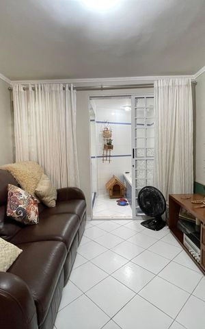 Casa de condomínio à venda com 89m², 2 quartos e 2 vagas Casa de condomínio à venda com 89m², 2 quartos e 2 vagasSala