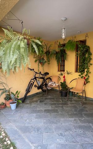 Casa de condomínio à venda com 89m², 2 quartos e 2 vagas Casa de condomínio à venda com 89m², 2 quartos e 2 vagasEntrada