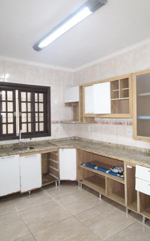Casa à venda com 120m², 3 quartos e 3 vagasCozinha