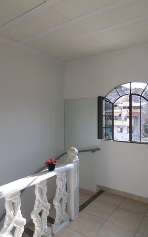 Casa à venda com 200m², 6 quartos e 3 vagasHall dos Quartos