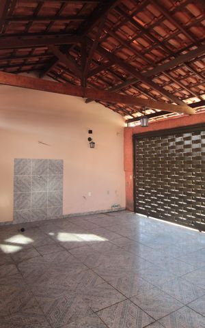 Casa à venda com 200m², 6 quartos e 3 vagasGaragem