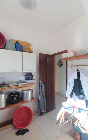 Casa à venda com 200m², 6 quartos e 3 vagasQuarto 5