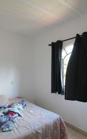 Casa à venda com 200m², 6 quartos e 3 vagasQuarto 4