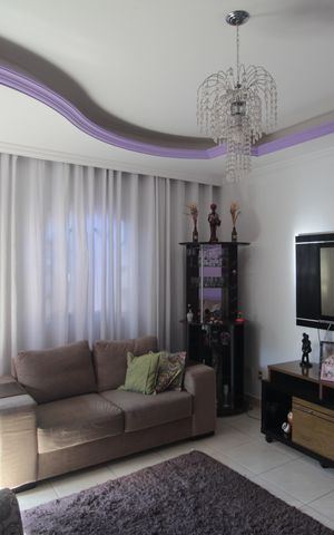 Casa à venda com 200m², 6 quartos e 3 vagasSala de Estar