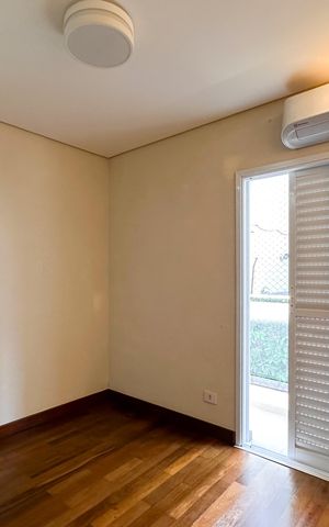 Casa à venda com 270m², 3 quartos e 4 vagasSuíte 3