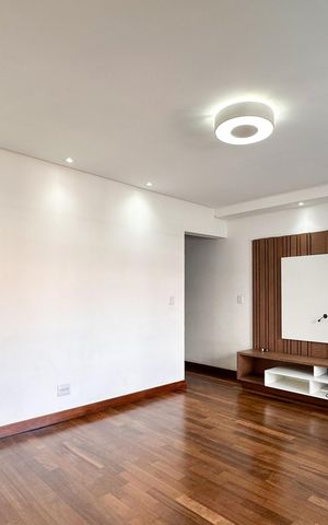 Casa à venda com 270m², 3 quartos e 4 vagasSala