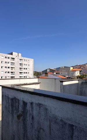 Casa à venda com 270m², 3 quartos e 4 vagasSacada Superior
