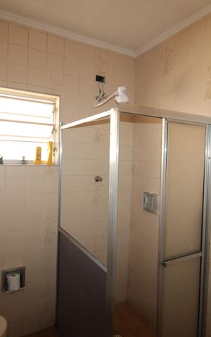 Casa à venda com 175m², 3 quartos e 3 vagasBanheiro da Suíte