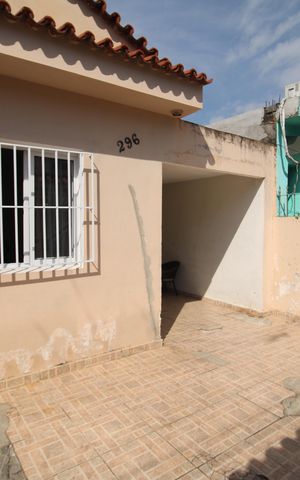 Casa à venda com 175m², 3 quartos e 3 vagasGaragem