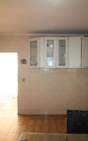 Casa à venda com 175m², 3 quartos e 3 vagasCozinha