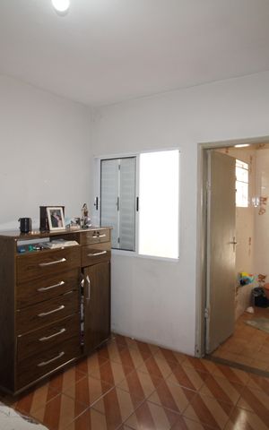 Casa à venda com 175m², 3 quartos e 3 vagasSuíte 2