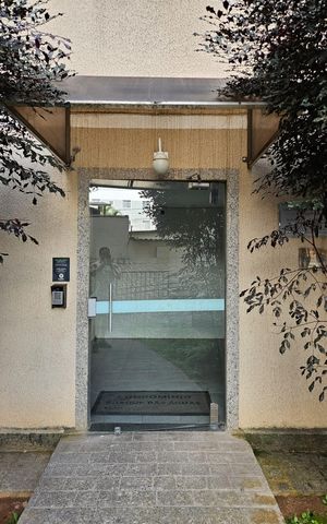 Apartamento à venda com 44m², 2 quartos e 1 vaga Apartamento à venda com 44m², 2 quartos e 1 vagaEntrada