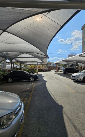 Apartamento à venda com 44m², 2 quartos e 1 vaga Apartamento à venda com 44m², 2 quartos e 1 vagaEstacionamento