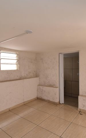 Casa para alugar com 282m², 3 quartos e 5 vagasPorão 