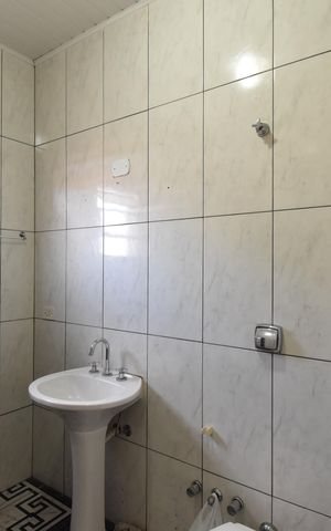 Casa para alugar com 282m², 3 quartos e 5 vagasBanheiro