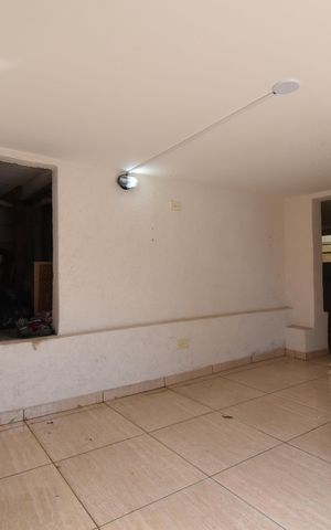 Casa para alugar com 282m², 3 quartos e 5 vagasPorão 