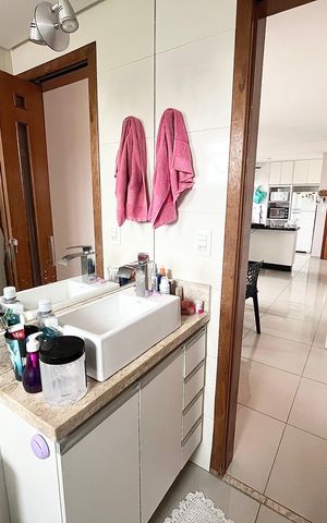 Apartamento à venda com 40m², 1 quarto e 2 vagasBanheiro