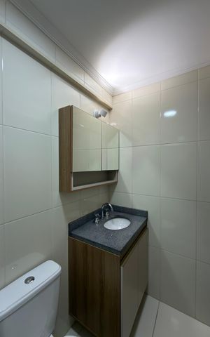 Apartamento para alugar com 60m², 2 quartos e 2 vagas Apartamento para alugar com 60m², 2 quartos e 2 vagasBanheiro social