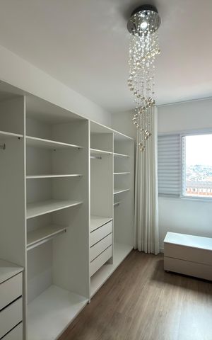 Apartamento para alugar com 60m², 2 quartos e 2 vagas Apartamento para alugar com 60m², 2 quartos e 2 vagasSuíte