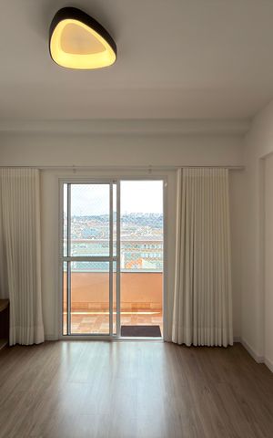 Apartamento para alugar com 60m², 2 quartos e 2 vagas Apartamento para alugar com 60m², 2 quartos e 2 vagasSala