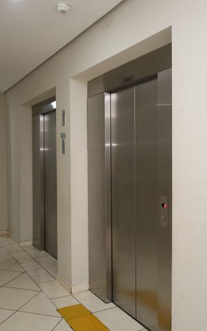 Apartamento à venda com 42m², 2 quartos e 1 vagaÁrea comum- Saguão do prédio