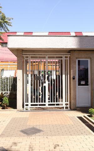 Apartamento à venda com 42m², 2 quartos e 1 vagaÁrea comum- Portaria