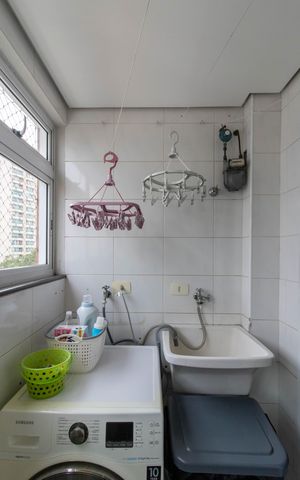 Apartamento à venda com 92m², 3 quartos e 2 vagas Apartamento à venda com 92m², 3 quartos e 2 vagasArea de Serviço