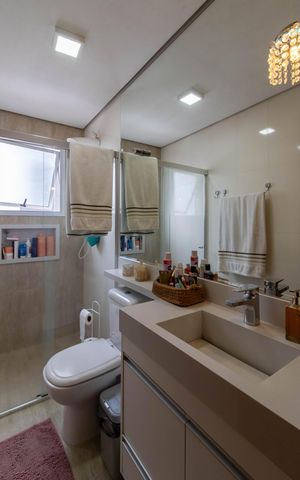 Apartamento à venda com 92m², 3 quartos e 2 vagas Apartamento à venda com 92m², 3 quartos e 2 vagasSuíte