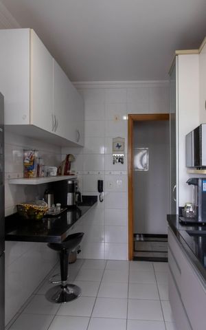 Apartamento à venda com 92m², 3 quartos e 2 vagas Apartamento à venda com 92m², 3 quartos e 2 vagasCozinha