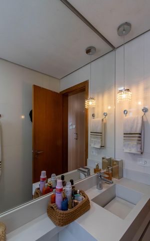 Apartamento à venda com 92m², 3 quartos e 2 vagas Apartamento à venda com 92m², 3 quartos e 2 vagasSuíte