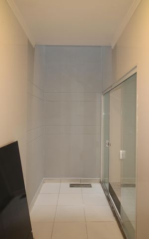 Casa à venda com 90m², 3 quartos e 2 vagasÁrea de Serviço