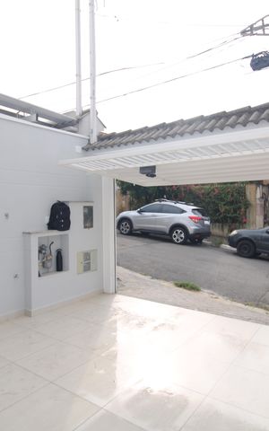 Casa à venda com 90m², 3 quartos e 2 vagasGaragem