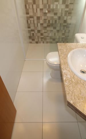 Casa à venda com 90m², 3 quartos e 2 vagasQuarto 1 - Banheiro