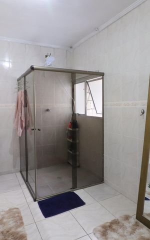 Casa à venda com 250m², 3 quartos e 2 vagasBanheiro da Suíte 1