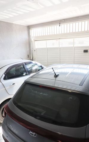 Casa à venda com 250m², 3 quartos e 2 vagasGaragem