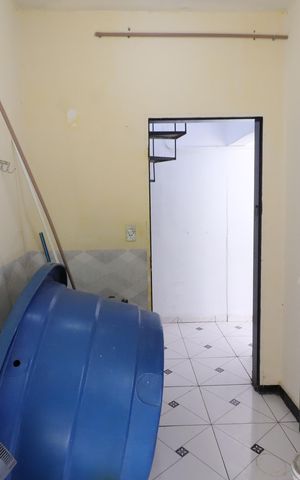 Casa à venda com 250m², 3 quartos e 2 vagasQuarto de Serviço