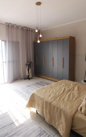 Casa à venda com 250m², 3 quartos e 2 vagasSuíte 1