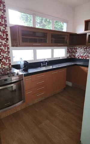 Casa para alugar com 220m², 4 quartos e 4 vagasCozinha