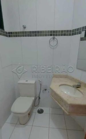 Casa para alugar com 220m², 4 quartos e 4 vagasBanheiro